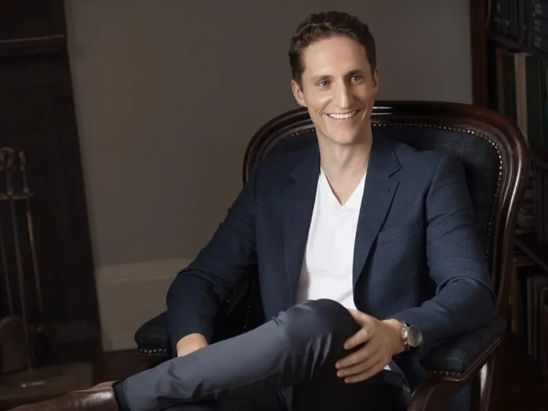 Meet With Dr. Andrew Peterson Sydney Smile Doctor